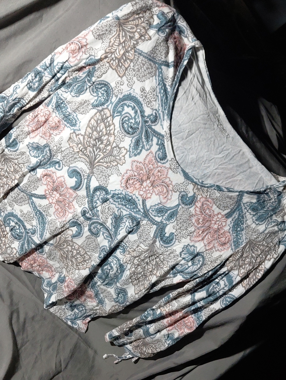 LOFT Long-Sleeve Scoop Neck Top in Blue, Pink & Cream Paisley